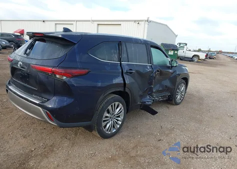 2026 Toyota Highlander from USA, damaged, VIN 5TDKDRBH6TS595247